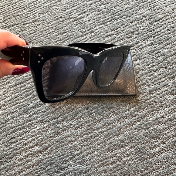 COPY - Authentic used Celine glasses. No major flaws. - Picture 2 of 6